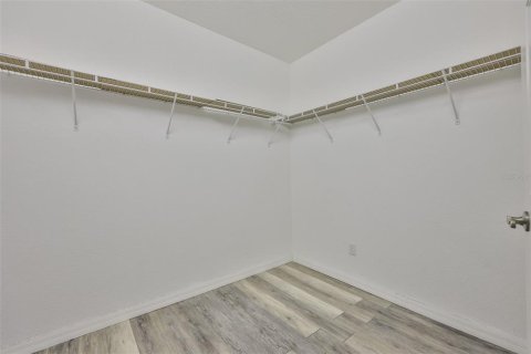 Condo in Sun City Center, Florida, 3 bedrooms  № 2093235 - photo 27