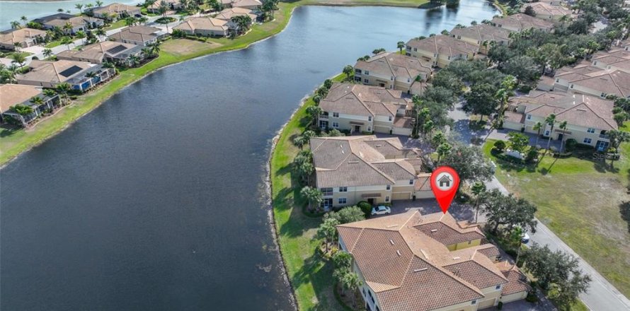 Condo in Sun City Center, Florida, 3 bedrooms  № 2093235