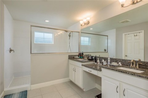 House in Land O' Lakes, Florida 4 bedrooms, 224.27 sq.m. № 1882773 - photo 16