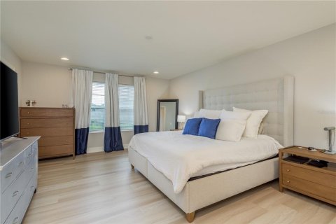 House in Land O' Lakes, Florida 4 bedrooms, 224.27 sq.m. № 1882773 - photo 15