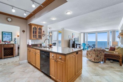 Condo in New Smyrna Beach, Florida, 2 bedrooms  № 1803440 - photo 6