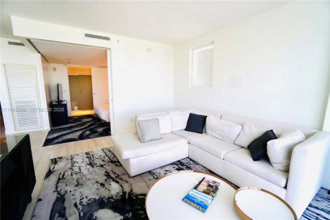 Condominio en venta en Fort Lauderdale, Florida, 2 dormitorios, 123.47 m2 № 2025881 - foto 13