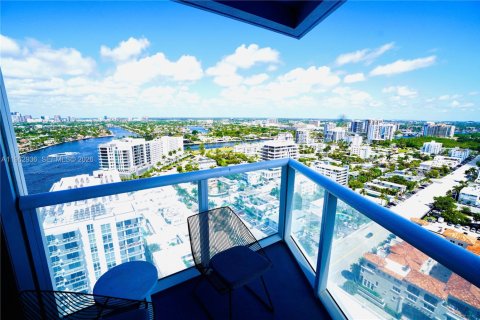Condominio en venta en Fort Lauderdale, Florida, 2 dormitorios, 123.47 m2 № 2025881 - foto 7
