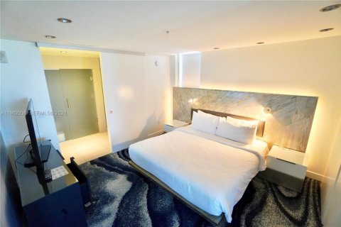 Condominio en venta en Fort Lauderdale, Florida, 2 dormitorios, 123.47 m2 № 2025881 - foto 18