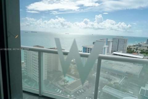 Copropriété à vendre à Fort Lauderdale, Floride: 2 chambres, 123.47 m2 № 2025881 - photo 2