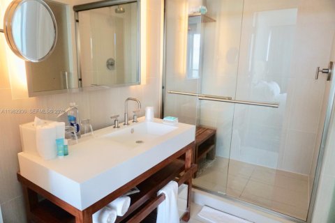 Copropriété à vendre à Fort Lauderdale, Floride: 2 chambres, 123.47 m2 № 2025881 - photo 6