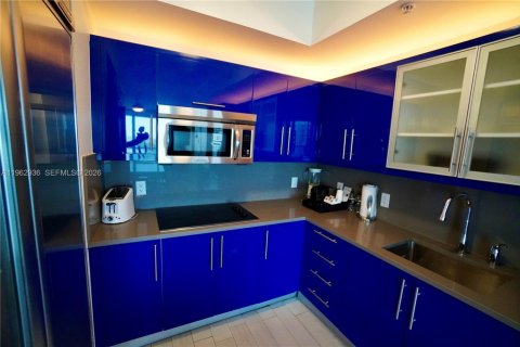 Condominio en venta en Fort Lauderdale, Florida, 2 dormitorios, 123.47 m2 № 2025881 - foto 15