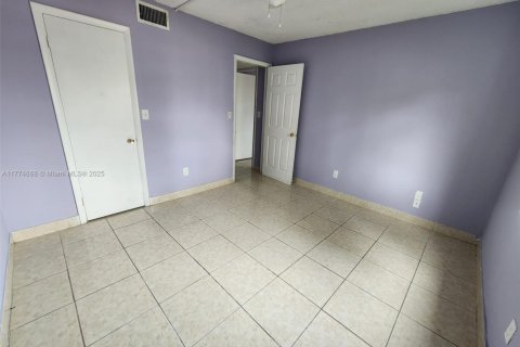 Condo in Homestead, Florida, 2 bedrooms № 1937801 - photo 21