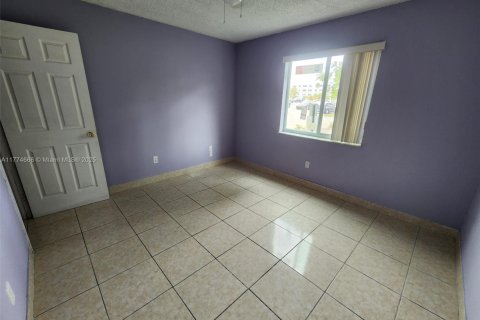 Condo in Homestead, Florida, 2 bedrooms № 1937801 - photo 24