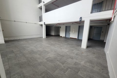 Condo in Homestead, Florida, 2 bedrooms № 1937801 - photo 29