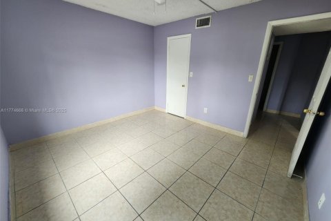Condo in Homestead, Florida, 2 bedrooms № 1937801 - photo 25