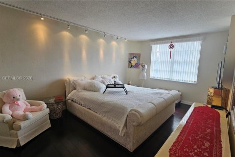 Купить кондоминиум в Халландейл-Бич, Флорида 2 спальни, 115.2м2, № 2029095 - фото 20