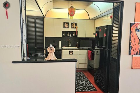 Купить кондоминиум в Халландейл-Бич, Флорида 2 спальни, 115.2м2, № 2029095 - фото 6