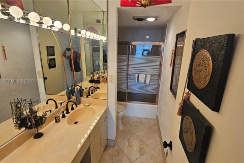 Купить кондоминиум в Халландейл-Бич, Флорида 2 спальни, 115.2м2, № 2029095 - фото 27