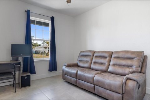 Casa en venta en North Port, Florida, 4 dormitorios, 171.87 m2 № 1717575 - foto 24