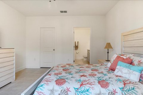 Casa en venta en North Port, Florida, 4 dormitorios, 171.87 m2 № 1717575 - foto 19