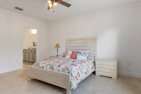 Casa en venta en North Port, Florida, 4 dormitorios, 171.87 m2 № 1717575 - foto 18