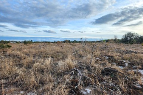 Terreno en venta en Frostproof, Florida № 1555401 - foto 9