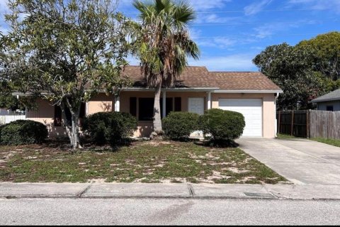 Villa ou maison à Port Richey, Floride 2 chambres, 65.4 m2 № 2342673