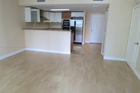 Condominio en venta en Miami, Florida, 1 dormitorio, 58.53 m2 № 10967 - foto 14