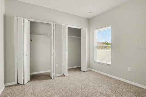 Villa ou maison à vendre à Poinciana, Floride: 3 chambres, 152.36 m2 № 2324245 - photo 6