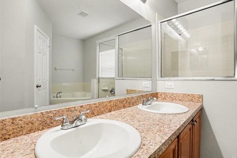 Villa ou maison à vendre à Poinciana, Floride: 3 chambres, 152.36 m2 № 2324245 - photo 20