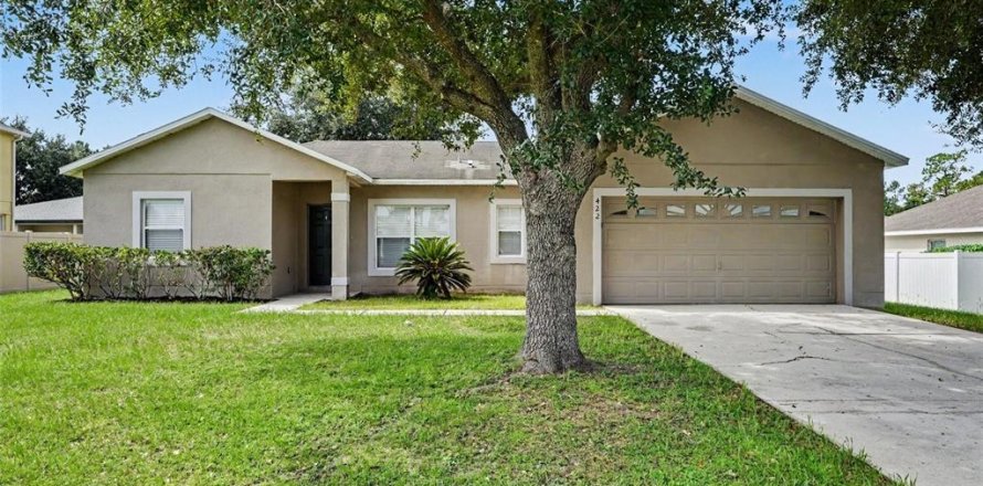 Villa ou maison à Poinciana, Floride 3 chambres, 152.36 m2 № 2324245