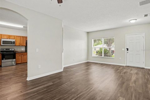 Villa ou maison à vendre à Poinciana, Floride: 3 chambres, 152.36 m2 № 2324245 - photo 15
