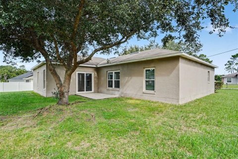 Villa ou maison à vendre à Poinciana, Floride: 3 chambres, 152.36 m2 № 2324245 - photo 11
