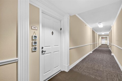 Copropriété à vendre à New Port Richey, Floride: 3 chambres, 141.68 m2 № 2410192 - photo 2