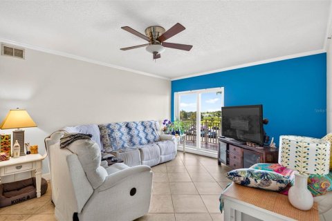 Copropriété à vendre à New Port Richey, Floride: 3 chambres, 141.68 m2 № 2410192 - photo 12