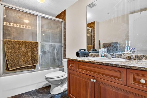 Copropriété à vendre à New Port Richey, Floride: 3 chambres, 141.68 m2 № 2410192 - photo 18