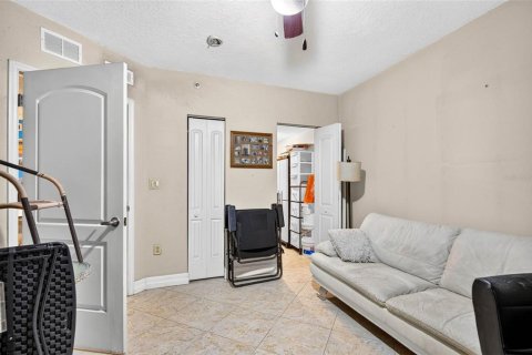 Copropriété à vendre à New Port Richey, Floride: 3 chambres, 141.68 m2 № 2410192 - photo 17