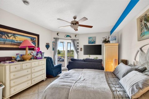 Copropriété à vendre à New Port Richey, Floride: 3 chambres, 141.68 m2 № 2410192 - photo 21