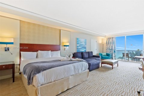 Hôtel, hôtellerie à vendre à Sunny Isles Beach, Floride: 61.69 m2 № 2170840 - photo 5