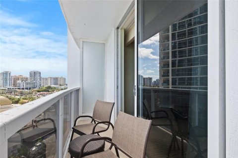 Hôtel, hôtellerie à vendre à Sunny Isles Beach, Floride: 61.69 m2 № 2170840 - photo 15