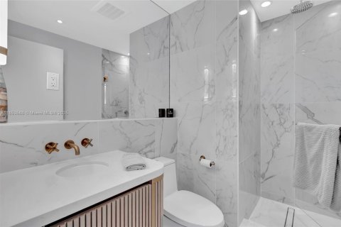 Condominio en venta en Fort Lauderdale, Florida, 2 dormitorios, 207.82 m2 № 1889182 - foto 18