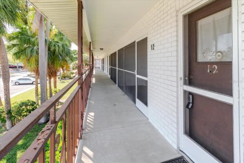 Copropriété à vendre à Clearwater, Floride: 2 chambres, 80.82 m2 № 2100290 - photo 7