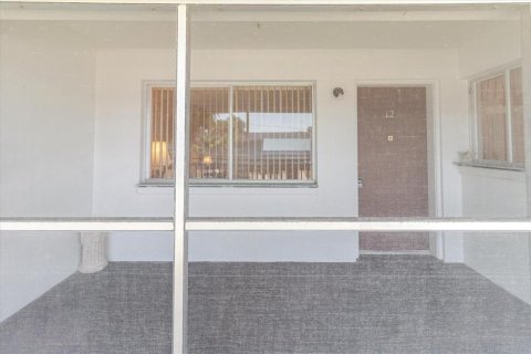 Copropriété à vendre à Clearwater, Floride: 2 chambres, 80.82 m2 № 2100290 - photo 6