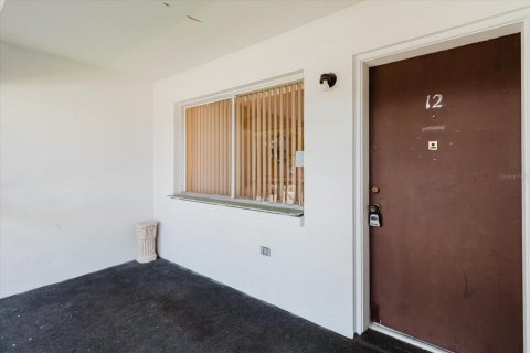 Copropriété à vendre à Clearwater, Floride: 2 chambres, 80.82 m2 № 2100290 - photo 9