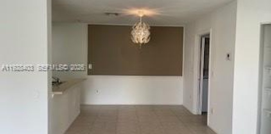 Condo à Hialeah, Floride, 1 chambre № 2154444