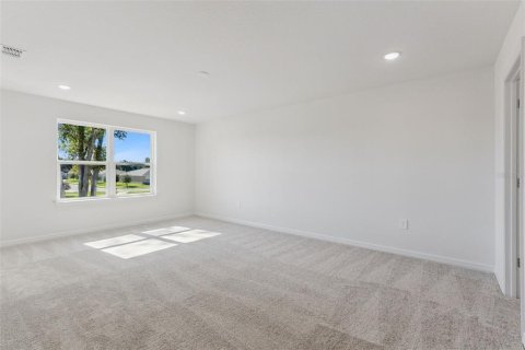 Villa ou maison à vendre à Eustis, Floride: 4 chambres, 232.26 m2 № 2142879 - photo 4