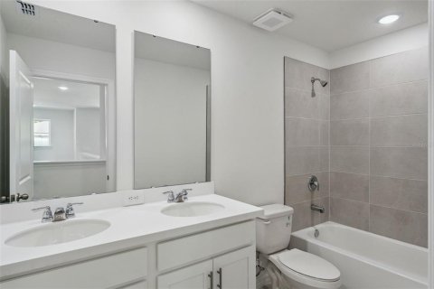 Villa ou maison à vendre à Eustis, Floride: 4 chambres, 232.26 m2 № 2142879 - photo 11