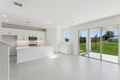 Villa ou maison à vendre à Eustis, Floride: 4 chambres, 232.26 m2 № 2142879 - photo 16