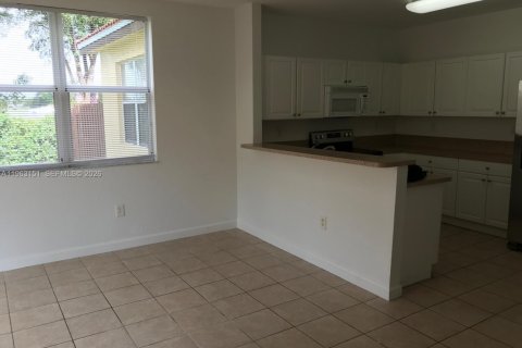 Купить кондоминиум в Хомстед, Флорида 3 спальни, 128.11м2, № 2024245 - фото 3