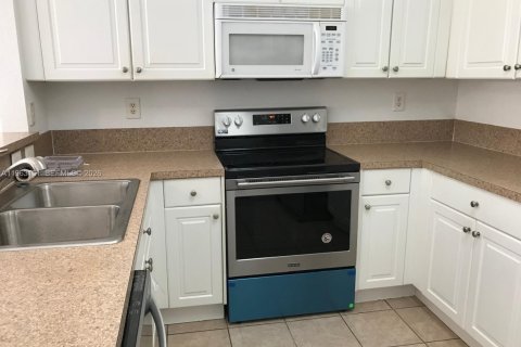 Купить кондоминиум в Хомстед, Флорида 3 спальни, 128.11м2, № 2024245 - фото 7