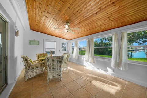Villa ou maison à vendre à Port Charlotte, Floride: 3 chambres, 112.23 m2 № 2214107 - photo 16