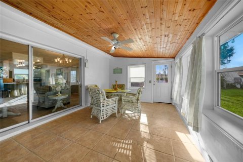 Villa ou maison à vendre à Port Charlotte, Floride: 3 chambres, 112.23 m2 № 2214107 - photo 17