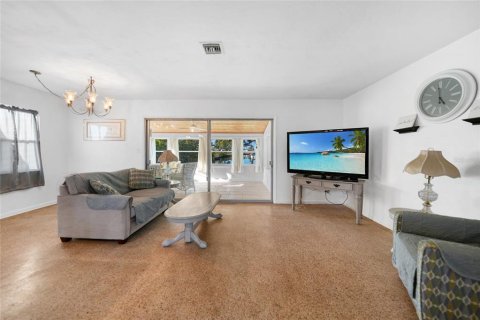 Villa ou maison à vendre à Port Charlotte, Floride: 3 chambres, 112.23 m2 № 2214107 - photo 10
