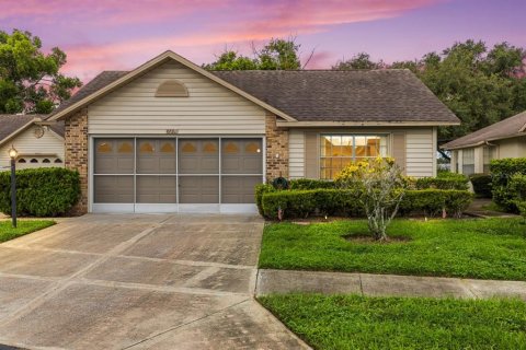 Condo in New Port Richey, Florida, 2 bedrooms  № 2288094